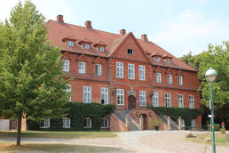 Gutshaus Alt Schwerin Gutshaus Alt Schwerin