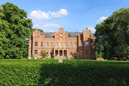 Gutshaus Alt Sammit; Foto: Uwe Seewald Gutshaus Alt Sammit; Foto: Uwe Seewald