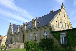 Nach 1919 wurde das ehemalige Gutsverwalterhaus von der Familie von Bassewitz als Gutshaus genutzt. Nach 1919 wurde das ehemalige Gutsverwalterhaus von der Familie von Bassewitz als Gutshaus genutzt.