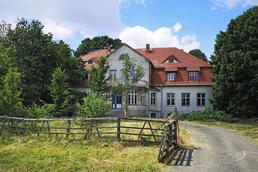 Gutshaus Beckendorf 2022; Foto: Thore Stein Gutshaus Beckendorf 2022; Foto: Thore Stein