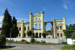 Gutshaus (Herrenhaus, Schloss) Charlottenthal Mai 2020 Gutshaus (Herrenhaus, Schloss) Charlottenthal Mai 2020