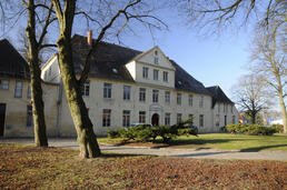 Gutshaus Dummerstorf Gutshaus Dummerstorf