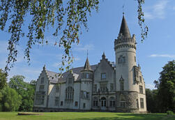 Gutshaus (Schloss) Katelbogen Gutshaus (Schloss) Katelbogen
