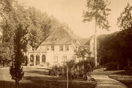 Historische Ansicht Gutshaus Miekenhagen aus der Sammlung A. Kobsch, Stralsund Historische Ansicht Gutshaus Miekenhagen aus der Sammlung A. Kobsch, Stralsund