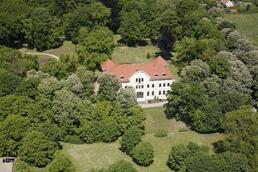 Gutshaus (Schloss) Marihn Gutshaus (Schloss) Marihn