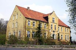 Gutshaus (Jagdschloss) Neu Gaarz bei Waren-Müritz Gutshaus (Jagdschloss) Neu Gaarz bei Waren-Müritz