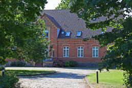 Gutshaus Neu Tellin Gutshaus Neu Tellin