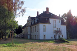 Gutshaus Neuenkirchen bei Neubrandenburg 2024 Gutshaus Neuenkirchen bei Neubrandenburg 2024