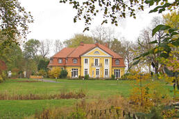 Gutshaus Poppelvitz auf Zudar 2016 Gutshaus Poppelvitz auf Zudar 2016