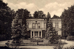 Historische Postkarte Gutshaus Prestin 1941 aus der Sammlung A. Kobsch, Stralsund Historische Postkarte Gutshaus Prestin 1941 aus der Sammlung A. Kobsch, Stralsund