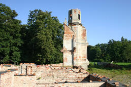 Ruine Herrenhaus (Schloss) Pansevitz Ruine Herrenhaus (Schloss) Pansevitz