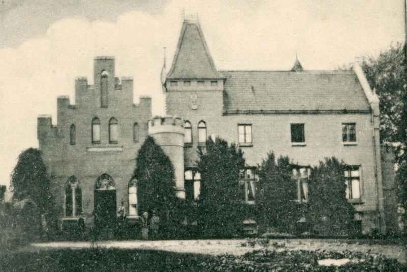 Guts & Herrenhäuser / Gutshäuser R / Ralow