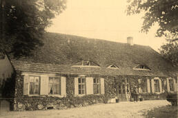 Historische Ansicht Gutshaus Schmatzin 1892 aus der Sammlung J. von Wolffradts Historische Ansicht Gutshaus Schmatzin 1892 aus der Sammlung J. von Wolffradts