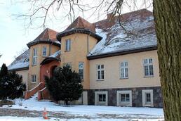 Gutshaus Siedenbüssow Gutshaus Siedenbüssow
