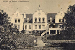Historische Postkarte Gutshaus Zapel 1924 aus der Sammlung A. Kobsch, Stralsund Historische Postkarte Gutshaus Zapel 1924 aus der Sammlung A. Kobsch, Stralsund
