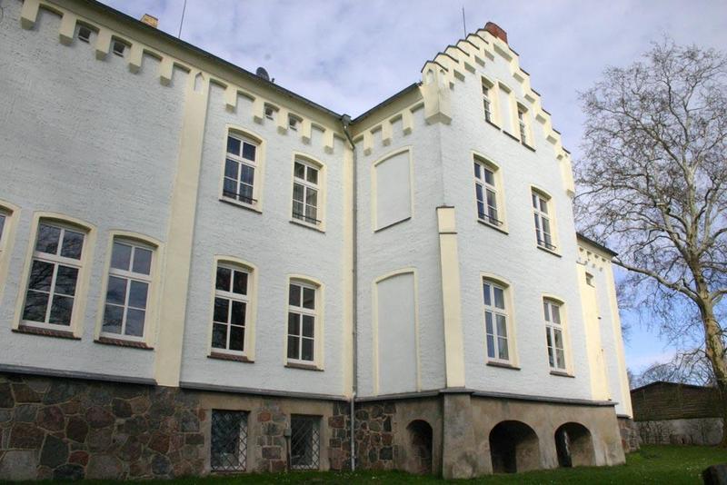 Guts & Herrenhäuser / Gutshäuser K / Krukow