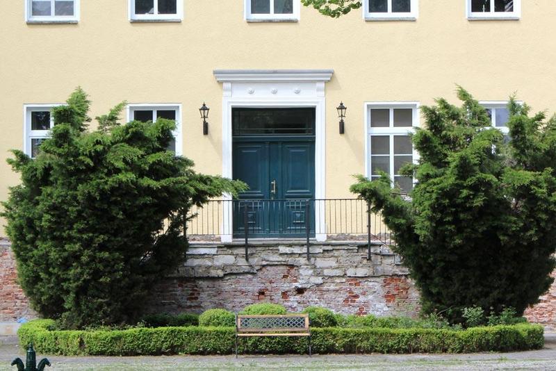 Guts & Herrenhäuser / Gutshäuser R / Rieth