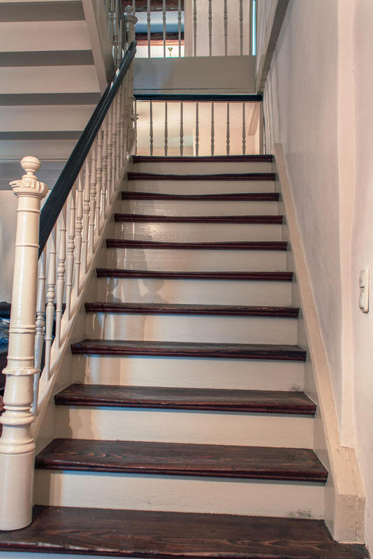 Guts- & Herrenhäuser / Gutshäuser - B / Below